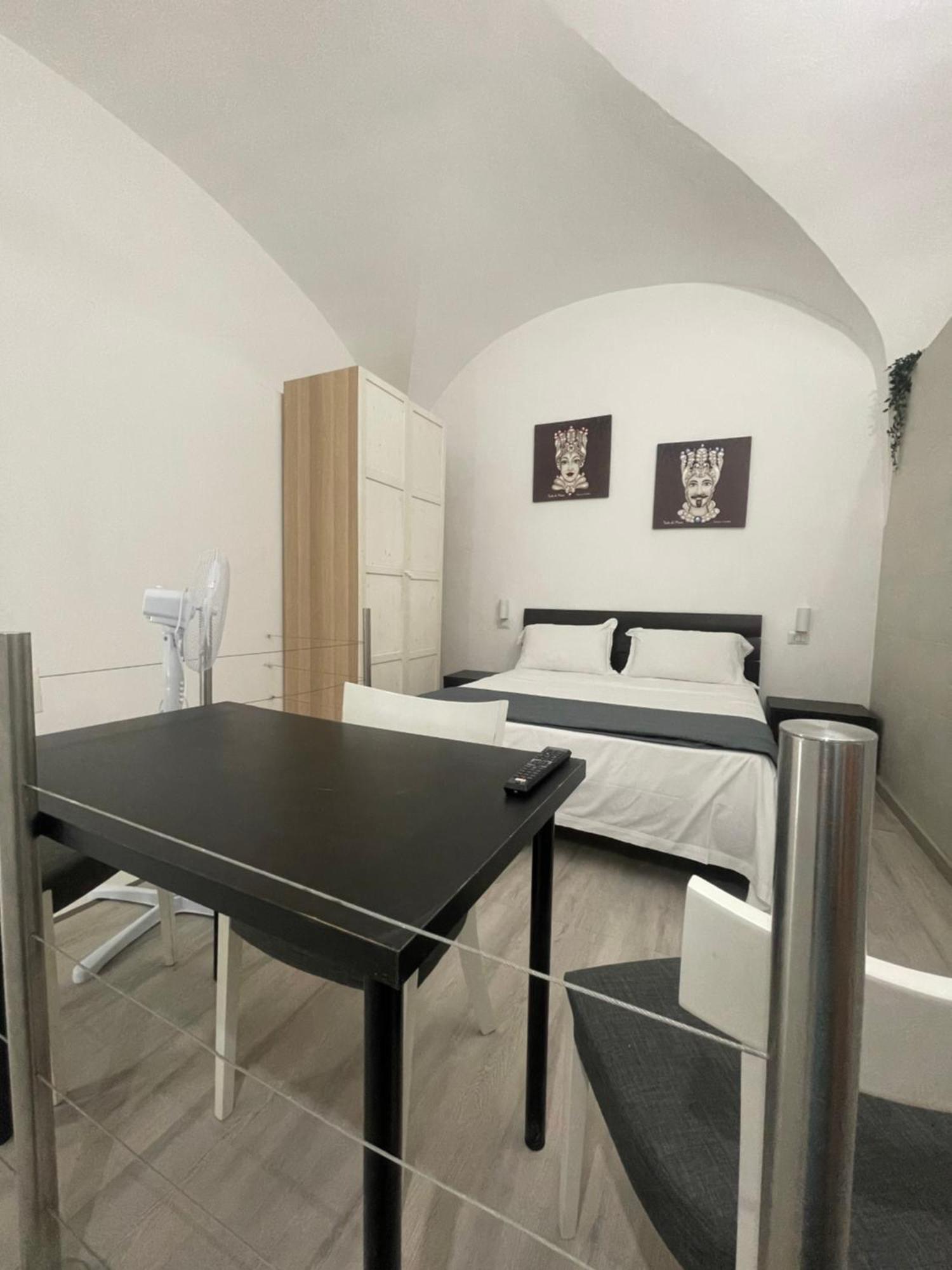 Cortile Corsica 13 Apartment Catania Exterior photo